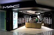 MAC Cosmetics Brings Color To DEN’s B Concourse