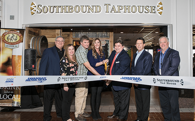 HMSHost Opens Southbound Taphouse in SAV