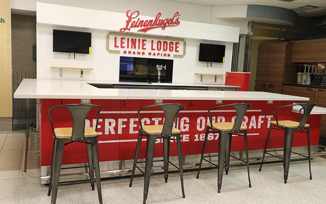 HMSHost To Open Leinie Lodge At GRR