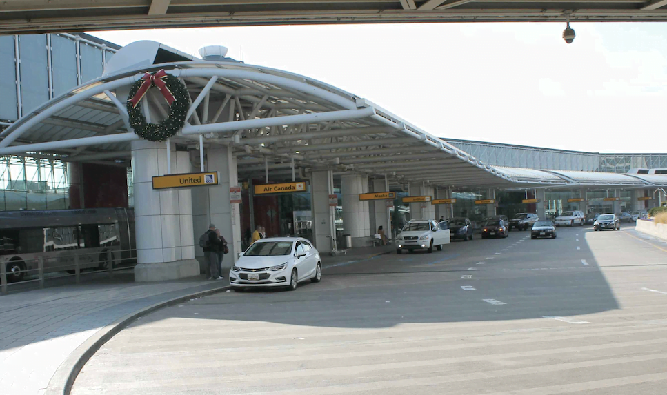 BWI Moves to Ease Holiday Curbside Traffic