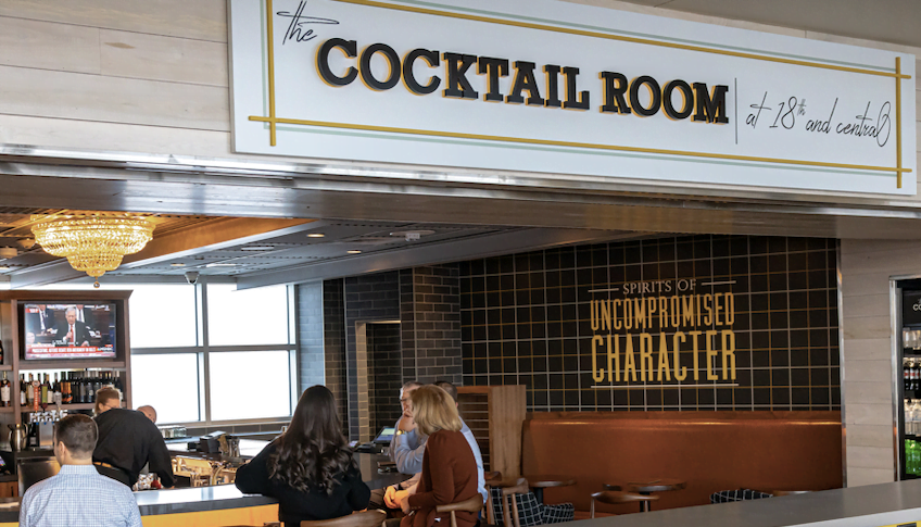 HMSHost Brings The Cocktail Room to MSP
