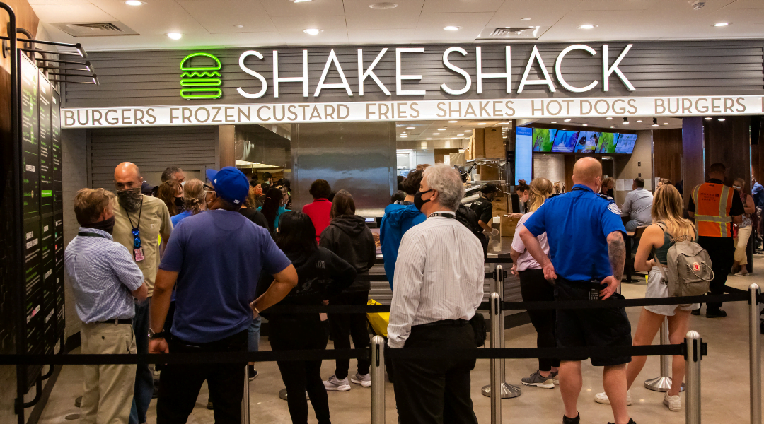 Shake Shack Opens at DEN