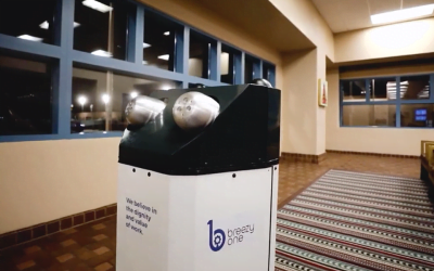 HOU, IAH Deploy Breezy One Disinfecting Robots